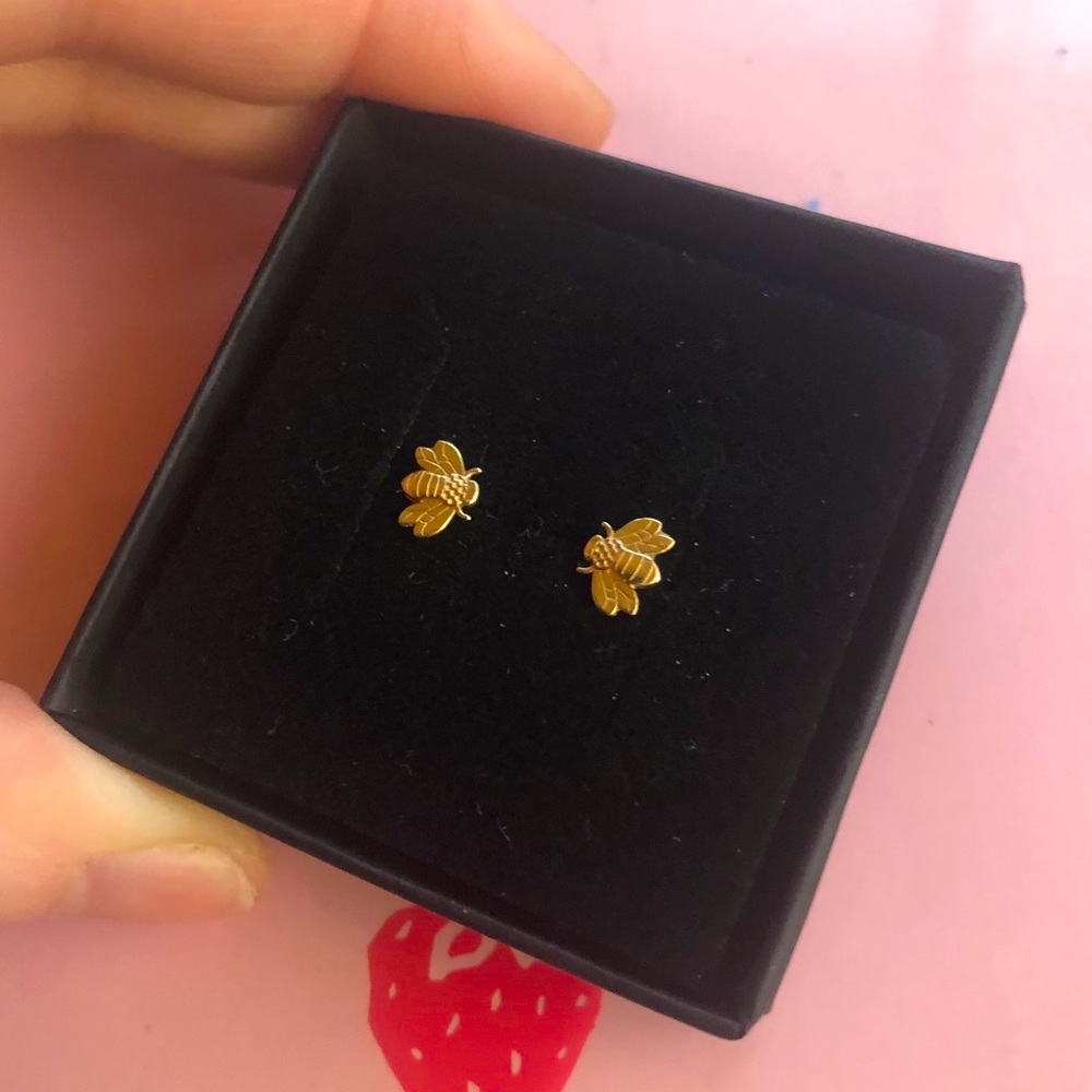 14k Yellow Gold Bumblebee Threadless Ends